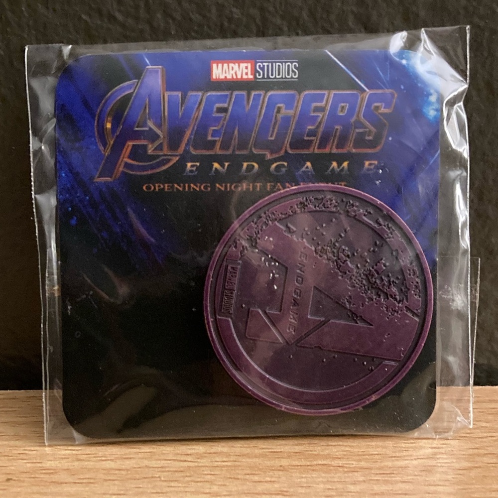 Marvel Studios 2019 Avengers: Endgame Opening Night Fan Event collectible coin